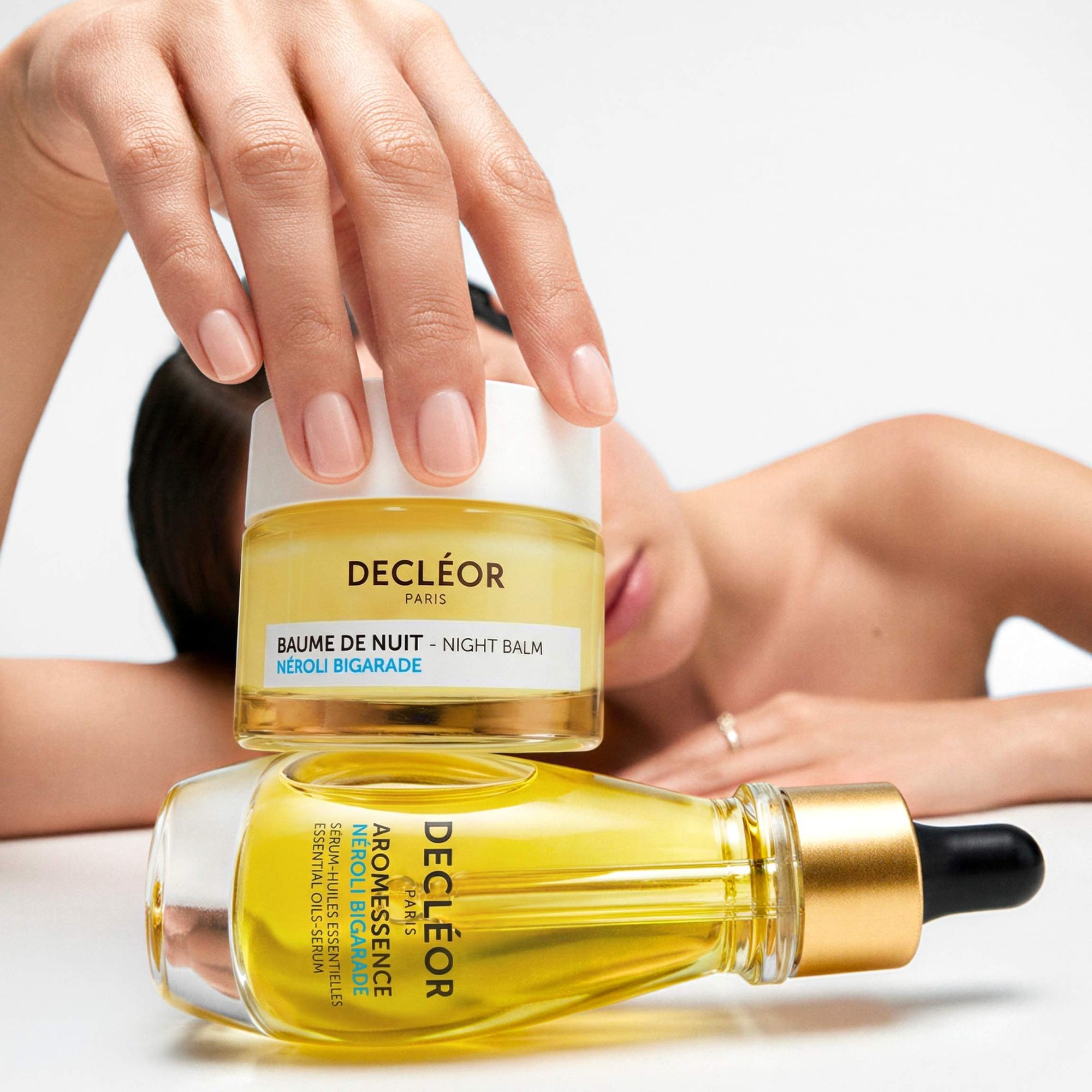 PIONNIER DE LA COSMÉTIQUE AUX HUILES ESSENTIELLES
